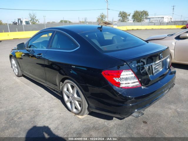 WDDGJ4HBXFG367728 Mercedes-Benz C 250