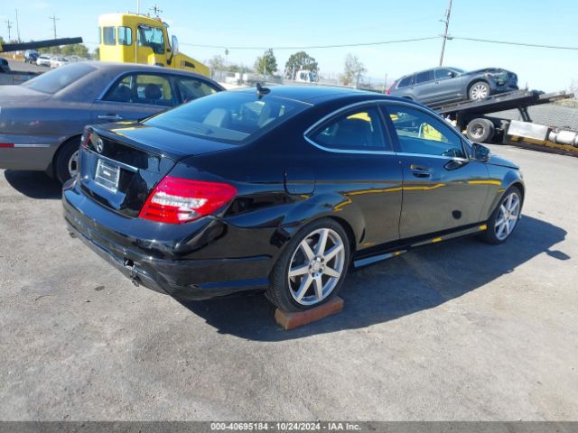 WDDGJ4HBXFG367728 Mercedes-Benz C 250