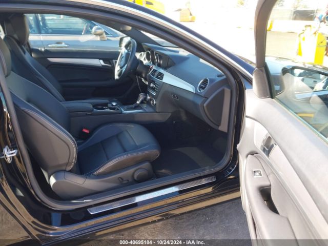 WDDGJ4HBXFG367728 Mercedes-Benz C 250