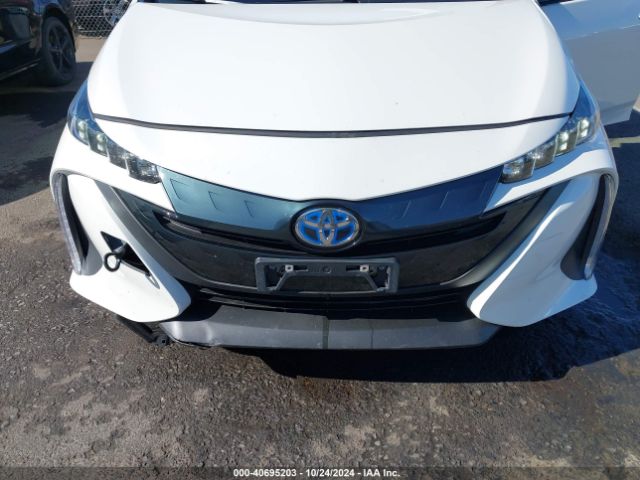 JTDKARFP1J3101675 Toyota Prius Prime Premium