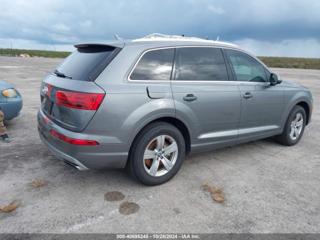 WA1LHAF77JD016555 Audi Q7 2.0t Premium