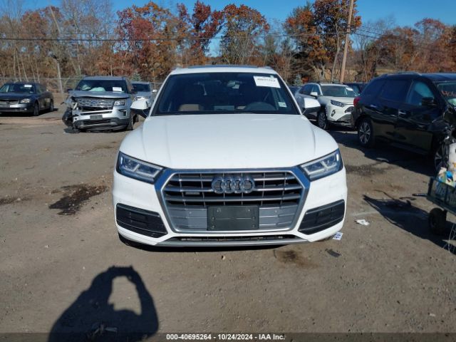 WA1BNAFYXJ2222056 Audi Q5 2.0t Premium/2.0t Tech Premium
