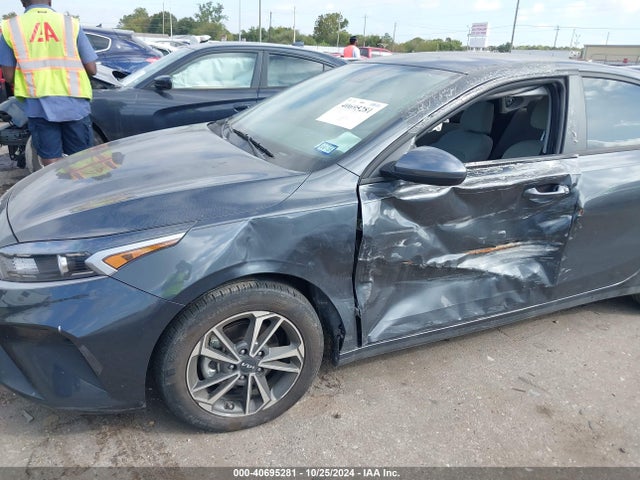 KIA Forte Lxs 2023 3KPF24AD7PE645212 Image 6
