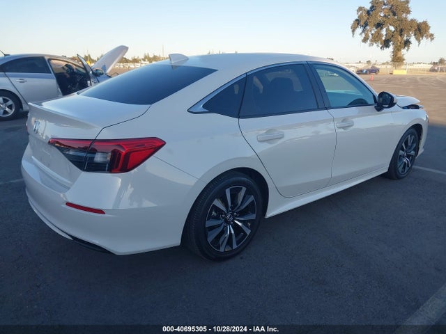 Honda CIVIC EX 2024 2HGFE1F72RH329864 Image 4