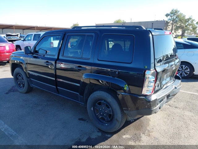 1C4NJRBB7HD151766 Jeep Patriot Sport 4x4