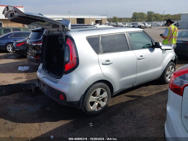 KIA Soul 2017 KNDJN2A22H7430794 Image 4