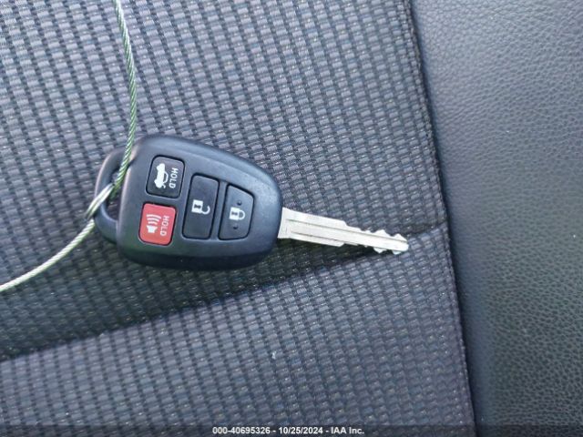 2T1BURHE0EC220267 Toyota Corolla S Plus