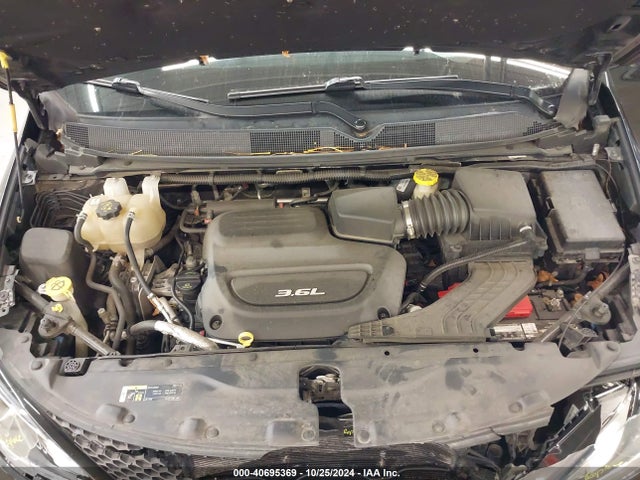 2C4RC1EG5JR157489 Chrysler Pacifica Touring L Plus