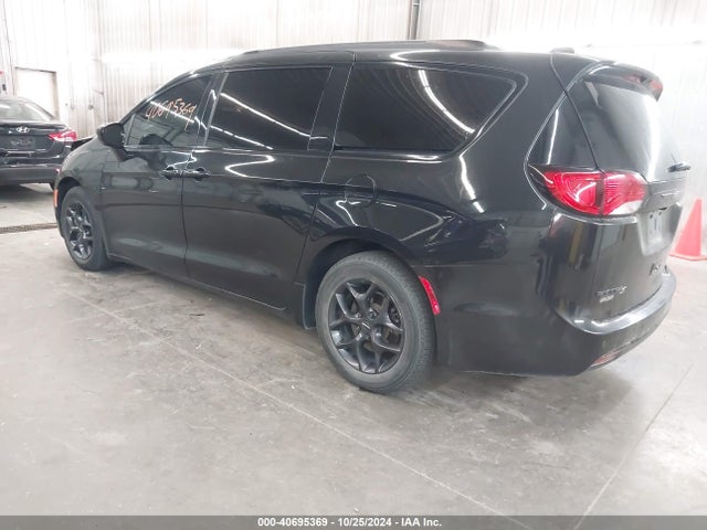 2C4RC1EG5JR157489 Chrysler Pacifica Touring L Plus