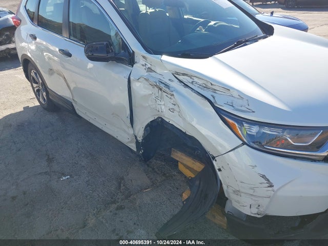 Honda CR-V LX 2018 2HKRW5H30JH415177 Image 6