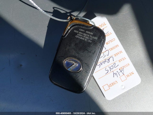 Lexus CT 200H 2015 JTHKD5BH2F2226212 Image 11