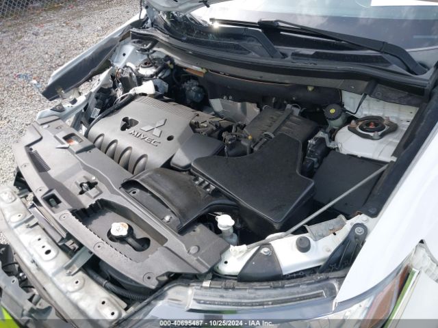 2017 MITSUBISHI OUTLANDER JA4AZ3A38HZ029624 Photo 9