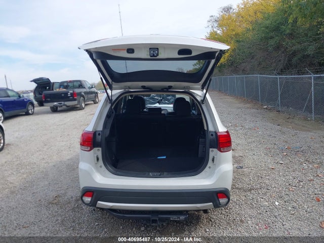 Mitsubishi Outlander Sel 2017 JA4AZ3A38HZ029624 Image 16