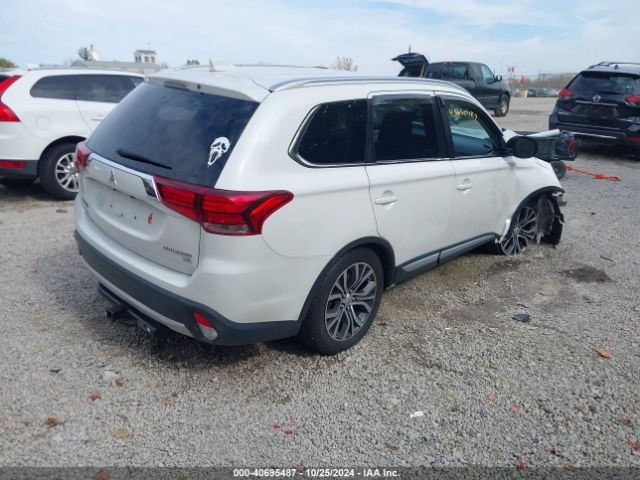 2017 MITSUBISHI OUTLANDER JA4AZ3A38HZ029624 Photo 3