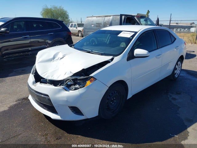 Toyota COROLLA LE 2015 5YFBURHE7FP326264 Image 2