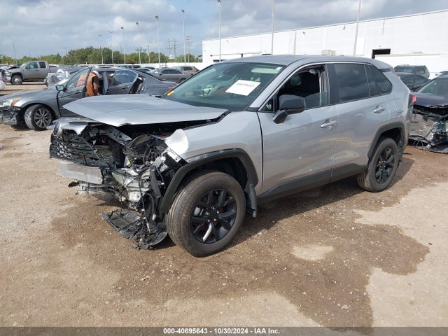 Toyota RAV4 LE 2024 2T3H1RFV9RW315699 Image 2