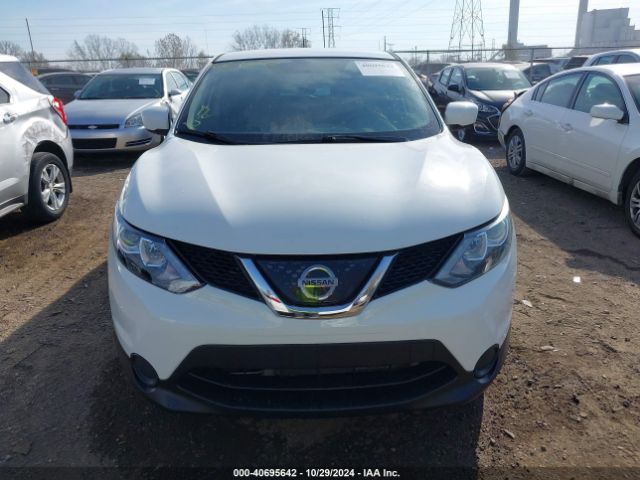 JN1BJ1CP5JW165466 Nissan Rogue Sport S