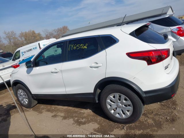 JN1BJ1CP5JW165466 Nissan Rogue Sport S