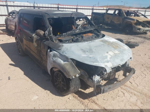 KNDJN2A2XF7761295 KIA Soul !