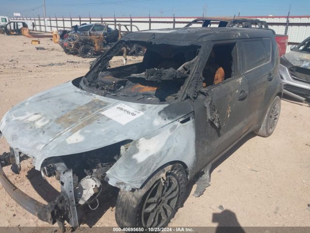 KNDJN2A2XF7761295 KIA Soul !