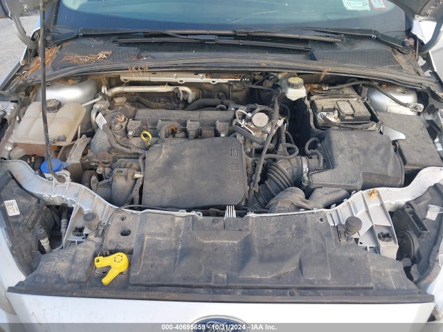 Ford FOCUS SE 2017 1FADP3K27HL278732 Image 10