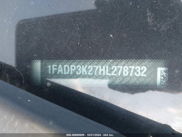 Ford FOCUS SE 2017 1FADP3K27HL278732 Image 9
