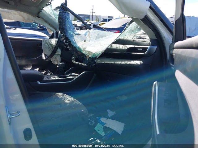 5TDZZRAH9MS056334 Toyota Highlander Le