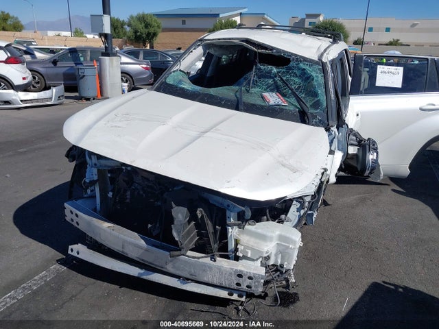 5TDZZRAH9MS056334 Toyota Highlander Le