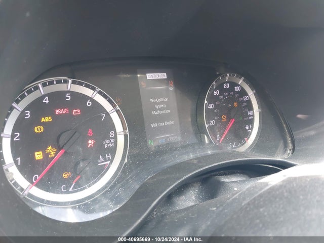 5TDZZRAH9MS056334 Toyota Highlander Le
