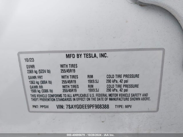 2023 TESLA MODEL Y 7SAYGDEE9PF908388 Photo 8
