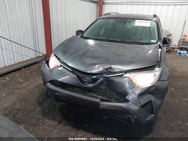 Toyota RAV4 LE 2018 2T3ZFREV8JW449860 Image 6