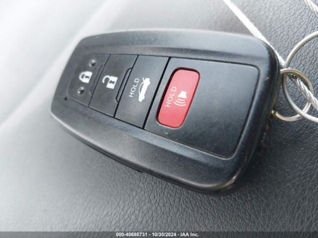 JTDEBRBE6LJ027246 Toyota Corolla Hybrid Le