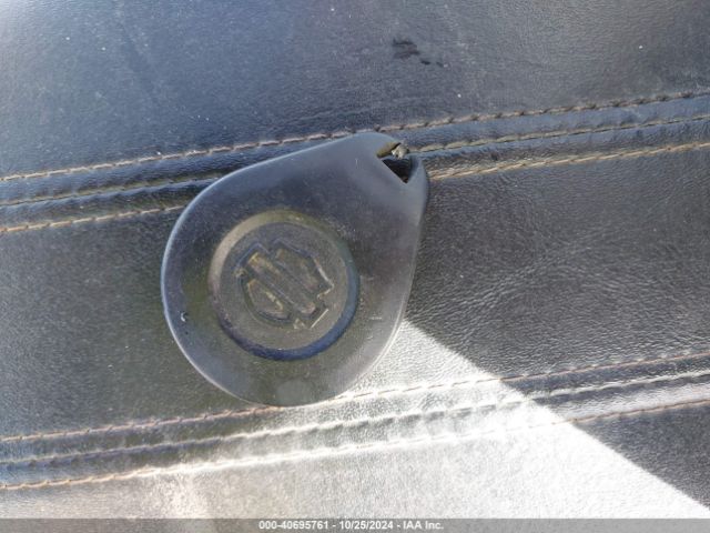 2020 HARLEY-DAVIDSON FLHC 1HD1YAJ19LB033788 Photo 10