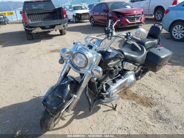 2020 HARLEY-DAVIDSON FLHC 1HD1YAJ19LB033788 Photo 1