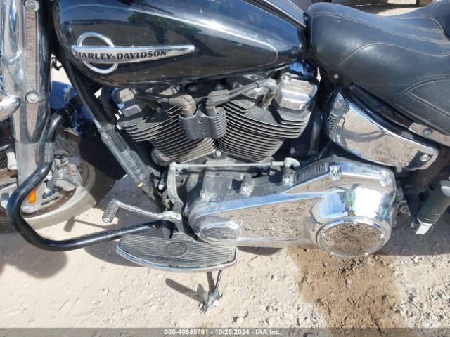 2020 HARLEY-DAVIDSON FLHC 1HD1YAJ19LB033788 Photo 8