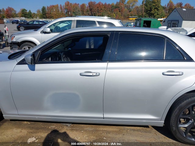 Chrysler 300 S 2022 2C3CCABG4NH116040 Image 14