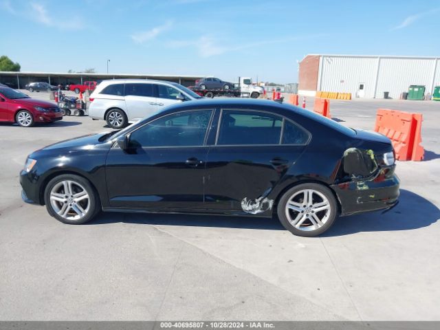 3VW267AJ0GM227877 Volkswagen Jetta 1.4t S