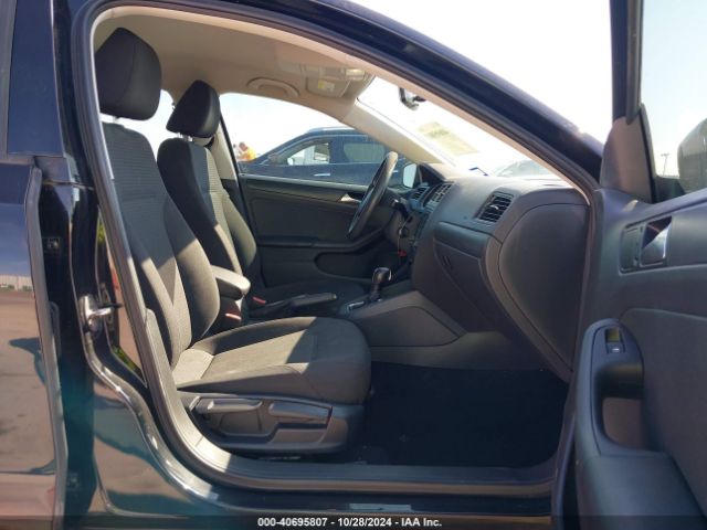 3VW267AJ0GM227877 Volkswagen Jetta 1.4t S