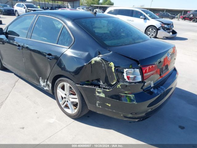 3VW267AJ0GM227877 Volkswagen Jetta 1.4t S