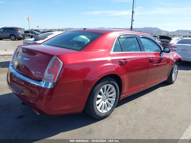 2C3CCAAG8EH143145 Chrysler 300