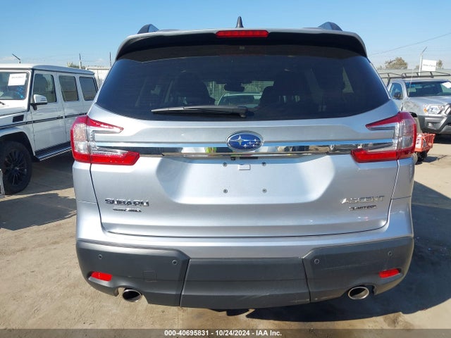 4S4WMAUD0R3404747 Subaru Ascent Limited 7-passenger