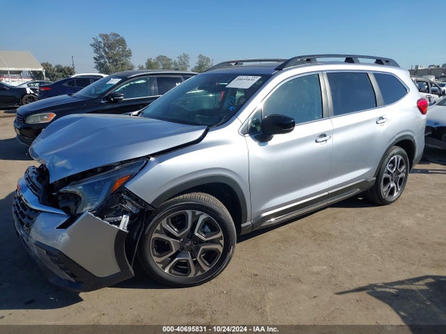 4S4WMAUD0R3404747 Subaru Ascent Limited 7-passenger