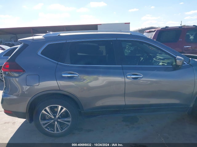 Nissan ROGUE SV 2019 JN8AT2MT2KW256673 Image 14