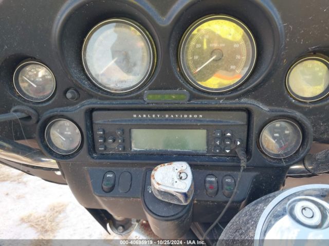 2010 HARLEY-DAVIDSON FLHTC 1HD1FF415AB629587 Photo 6