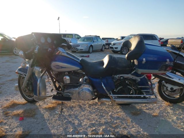 2010 HARLEY-DAVIDSON FLHTC 1HD1FF415AB629587 Photo 8