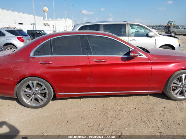 55SWF4JB7JU275219 Mercedes-Benz C 300
