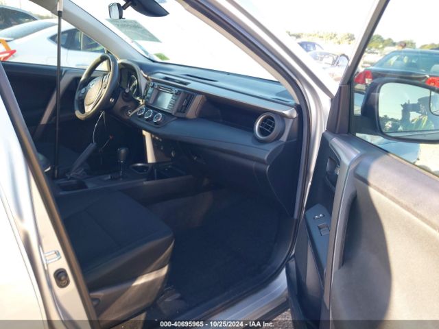 2T3ZFREV6JW483599 Toyota RAV4 LE