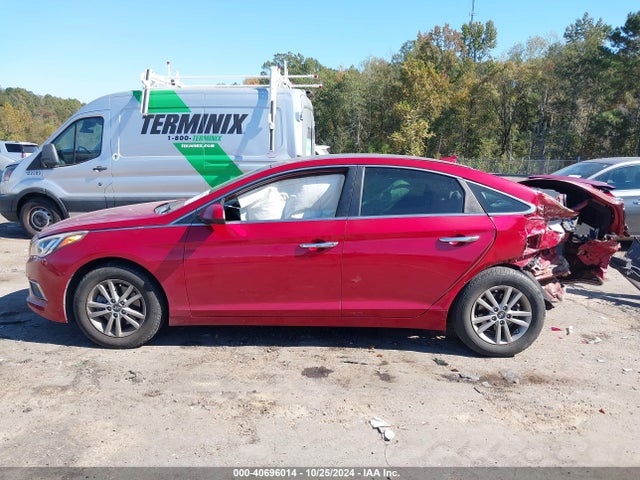 Hyundai SONATA SE 2017 5NPE24AF7HH523508 Image 15