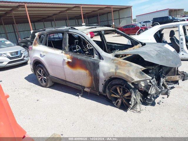 2018 2T3WFREV6JW517981 main image