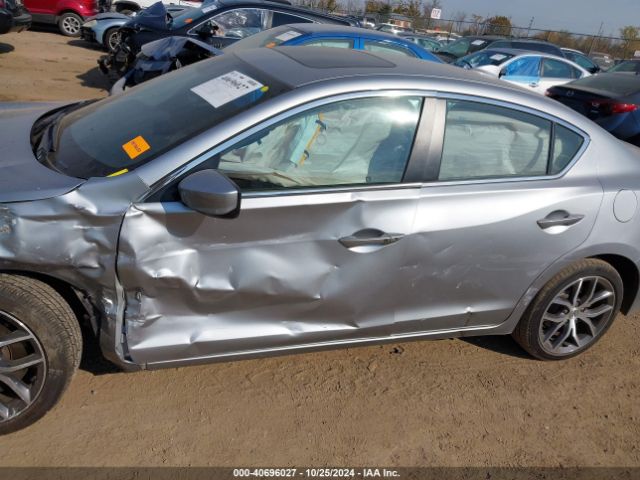 19UDE2F77LA012312 Acura Ilx Premium Package/technology Package